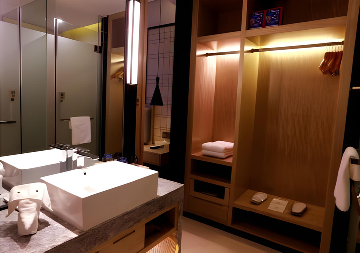 Bathroom 1, Echarm Hotel Changde Taoyuan Walking Street Jinyuan Tower, Changde