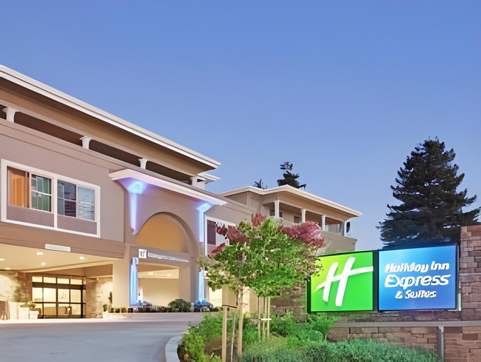 Exterior 13