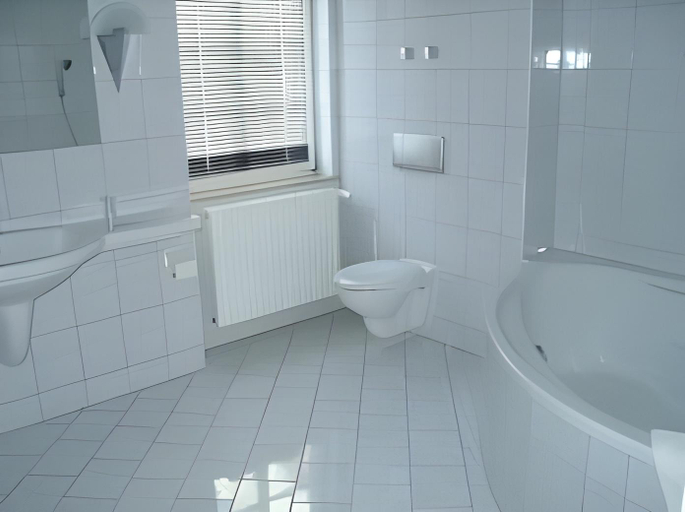 Bathroom, Hotel Dobelner Hof, Mittelsachsen