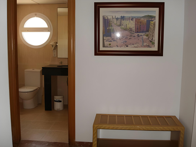Bathroom 4, Canada Palace, Tarragona