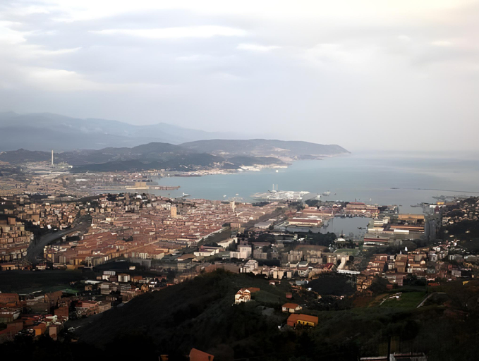 Exterior & Views 5, Affittacamere Lunamar, La Spezia