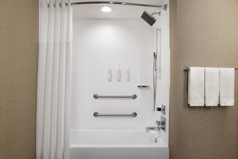 Bathroom 11