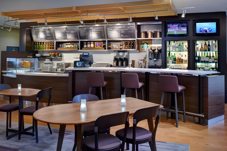 Food & Drinks 5, Hilton Chicago/Oak Brook Suites, Dupage