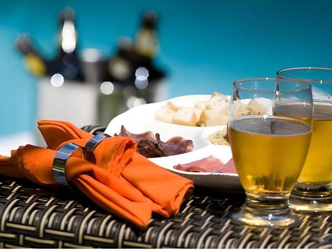 Food & Drinks 7