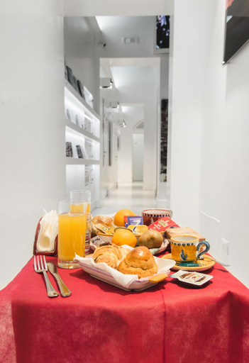 Food & Drinks 5, Chiaia 197 Deluxe Residence, Napoli