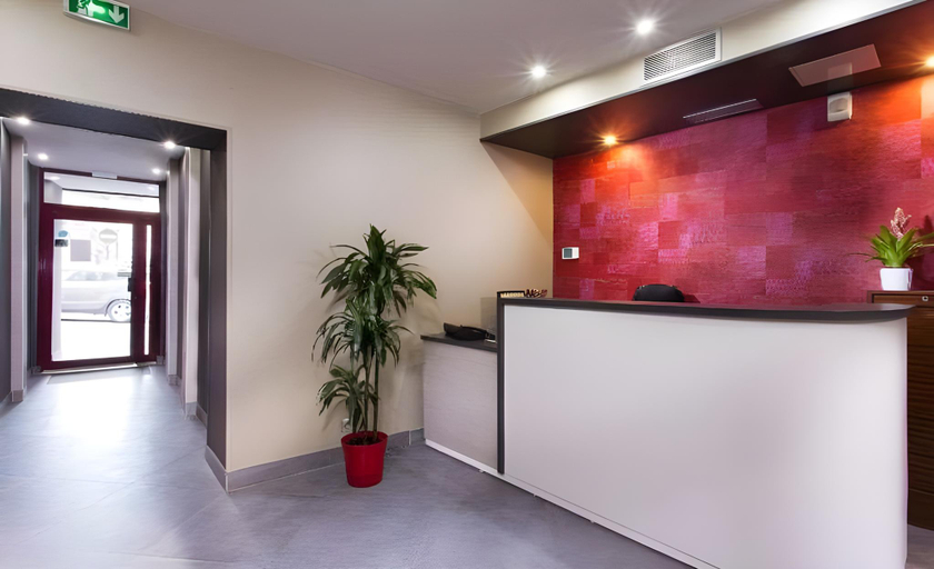 Public Area 2, Hotel des Pavillons, Paris