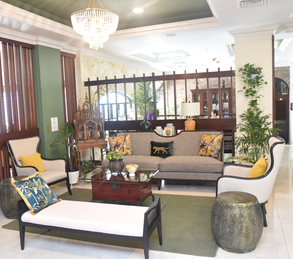 Public Area 4, The Courtleigh