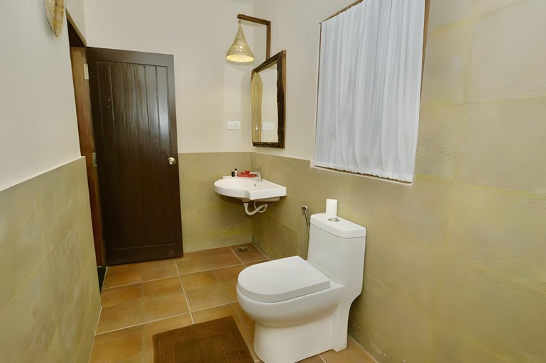 Bathroom 5, Beyond Eco Living, Idukki