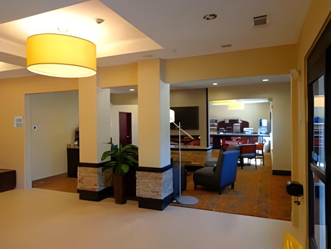 Public Area 3, Holiday Inn Express & Suites GRANBURY by IHG, Hood