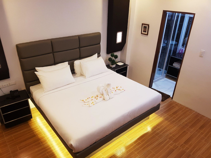 Bedroom 2, Dream Hotel, Puerto Galera