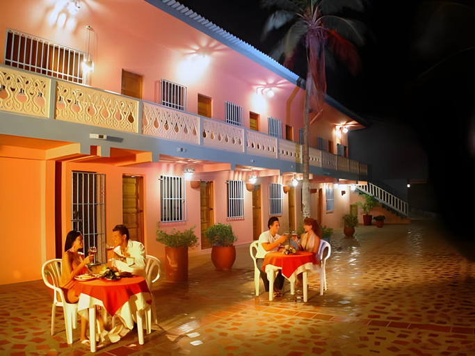 Food & Drinks 3, Hotel Dorado Plaza Punta Arena, Cartagena de Indias