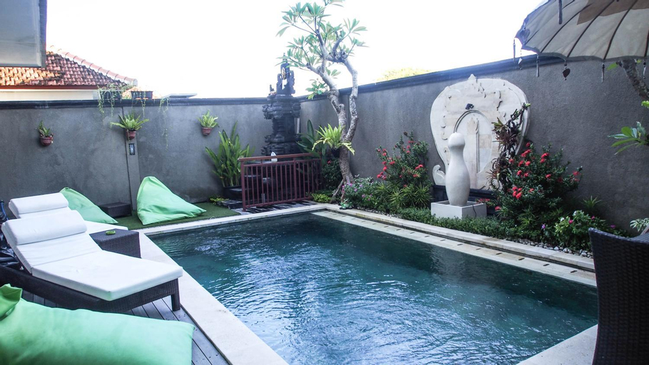 Swimming Pool 15