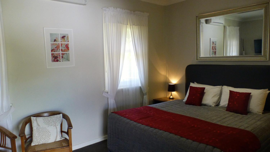 Bedroom 3, Bridgetown Valley Lodge, Bridgetown-Greenbushes