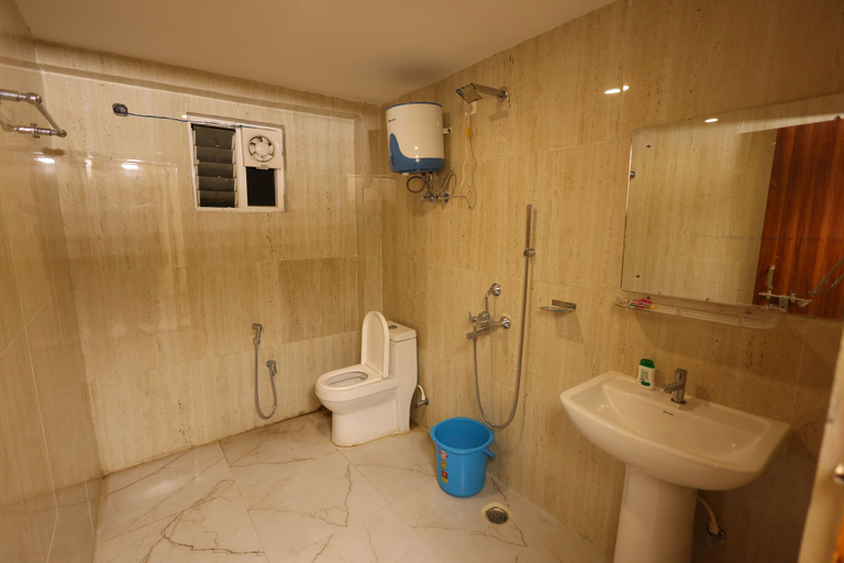 Bathroom 3, SHRIMAN VALLEY, Puri