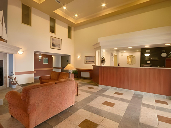 Public Area 2, Super 8 by Wyndham Caraquet, Gloucester