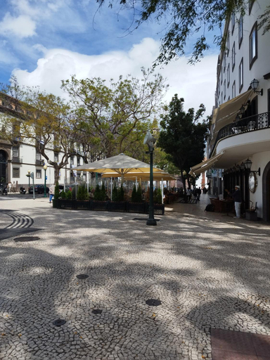 Others 2, Alexia Room, Funchal