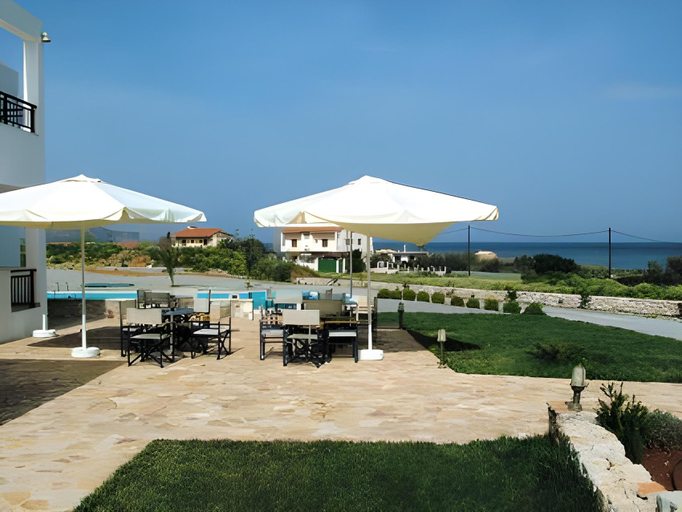 Others 4, Apartments Hotel & Studios, Xifoupolis, Peloponnese