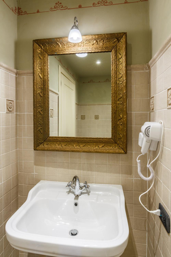 Bathroom 2, Dimora Storica Palazzo Puccini, Pistoia