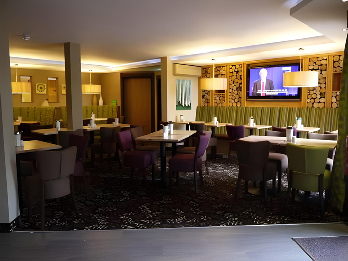 Food & Drinks 5, The Gulliver's Hotel, Warrington