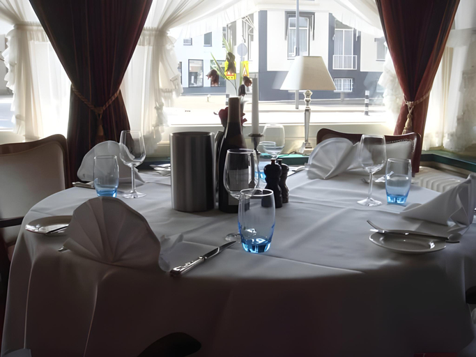 Food & Drinks 4, Hotel de Roode Leeuw, Wisch