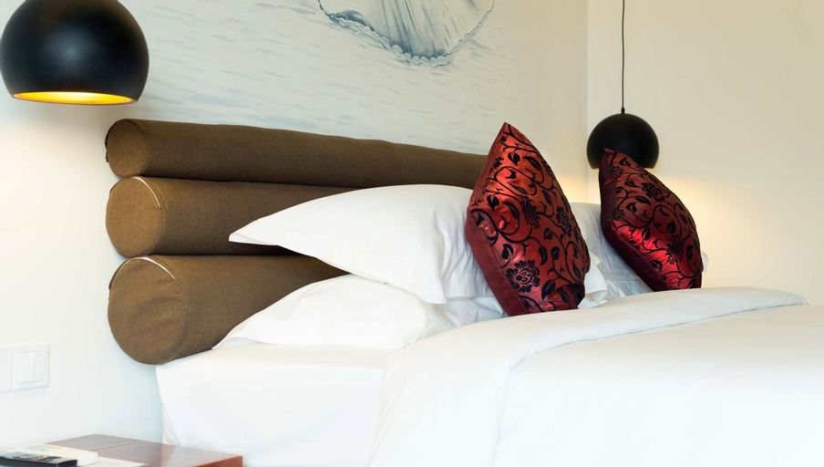 Bedroom 13
