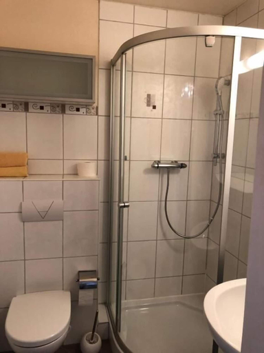 Bathroom, HOTEL ZUM SCHÜTZEN, Freudenstadt