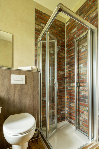 Bathroom 2, Alte Schlossbrauerei, Mecklenburgische Seenplatte