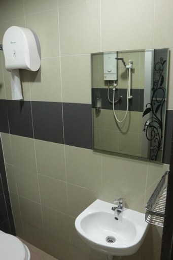 Bathroom 3