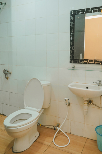 Bathroom 4