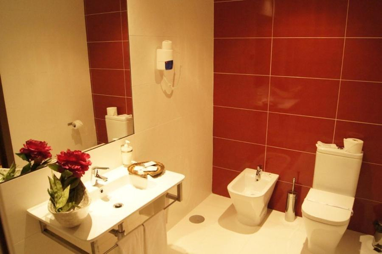 Bathroom, Placido Hotel Douro - Tabuaco, Tabuaço