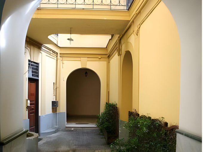 Others 2, Bed & Breakfast De Bono, Napoli
