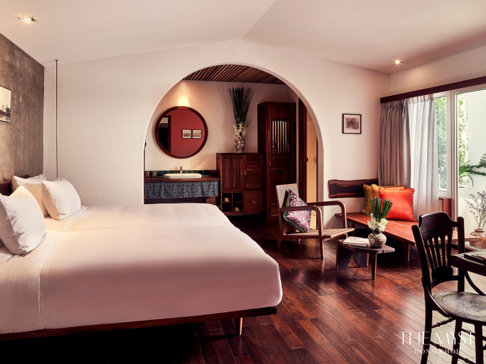 Bedroom 12