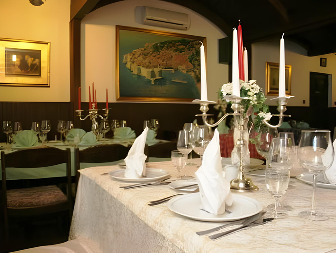 Food & Drinks 5, Hotel Villa Neretva - Metkovic, Kula Norinska