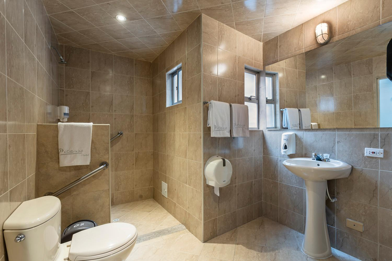 Bathroom 4, Hotel Picasso Inn, Santafé de Bogotá