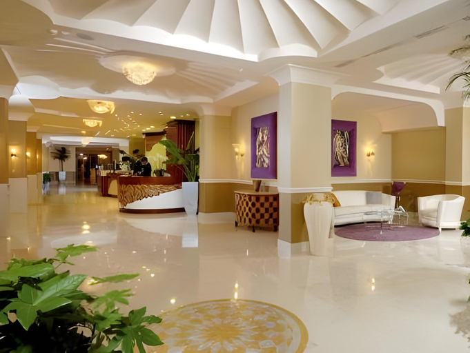 Public Area 4, Zanhotel & Meeting Centergross, Bologna