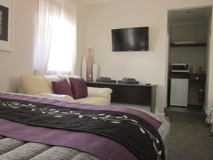 Bedroom 5