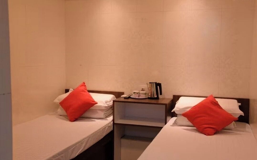 Bedroom 2, Hong Kong Full Harvest Inn, Kowloon