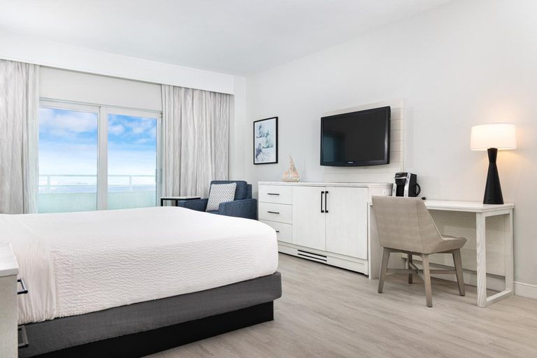 Bedroom 3, Ocean Place Resort & Spa, Monmouth