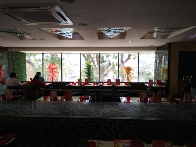 Food & Drinks 4, Hotel Privilege Inn, Mumbai Suburban