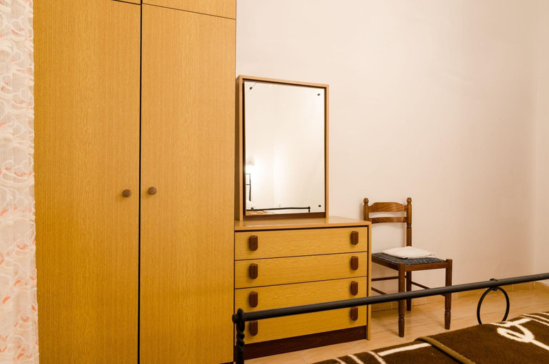 Bedroom 2, Guest House Kiko - Quadruple Room, Mljet