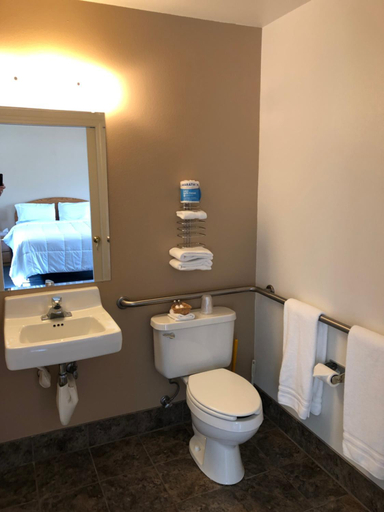 Bathroom 3, Meadowcliff Coleville, Mono
