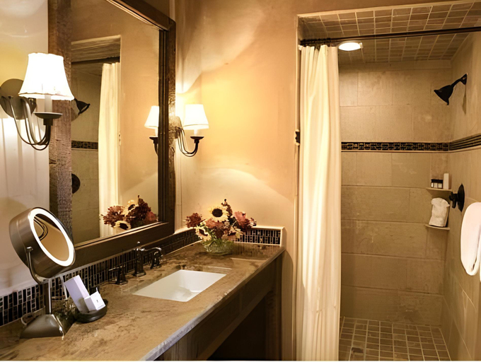 Bathroom 3, Inn at Vanessie, Santa Fe