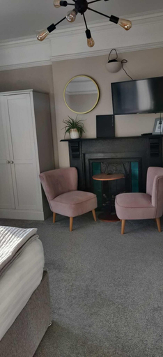 Others 4, Bodalwyn Guest House, Ceredigion