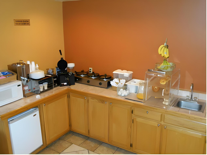 Food & Drinks 4, Alpine Inn & Suites Gunnison, Gunnison