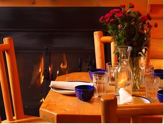 Food & Drinks 4, Togwotee Mountain Lodge, Teton