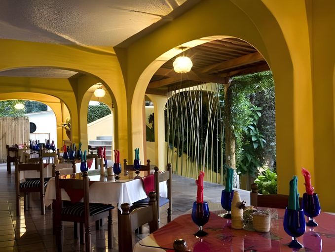 Restaurant 5, Villa Santa Catarina, NA