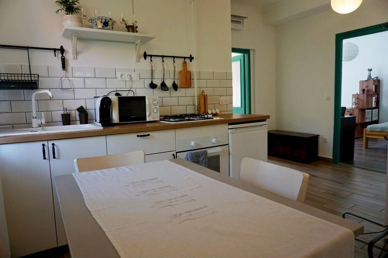 Others 5, Tunder Roza Apartman, Miskolci