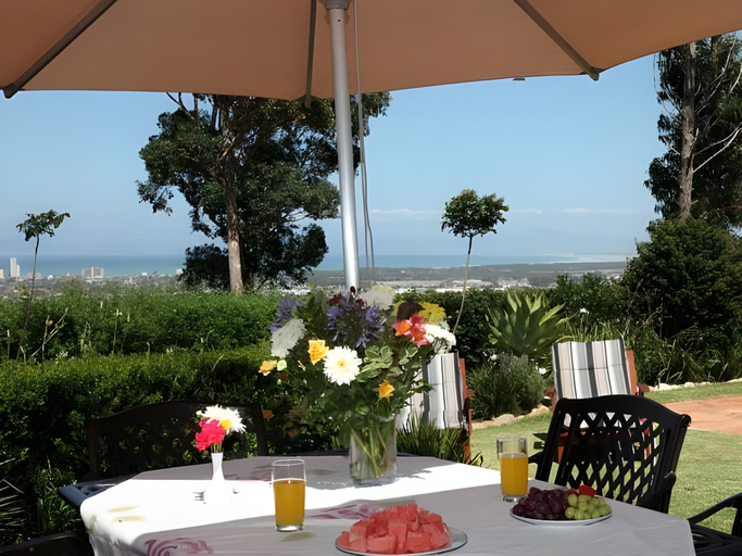 Others 5, Somerset Sights B&B, City of Cape Town