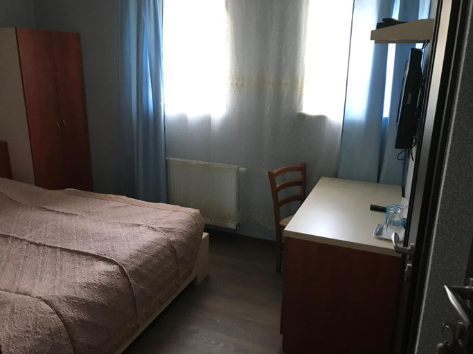Others 1, Penzion- Leslav, České Budějovice
