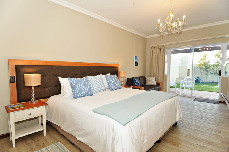 Bedroom 3, The Gables, Overberg